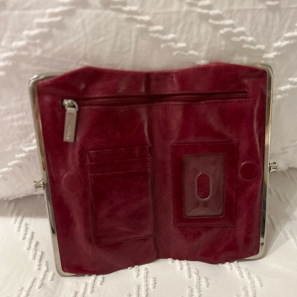 HOBO Lauren Clutch Wallet - Picture 6 of 6